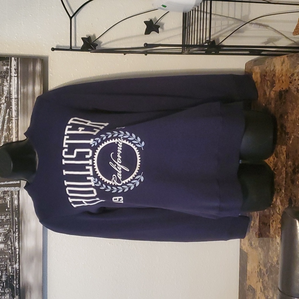 Small Hollister Sweater